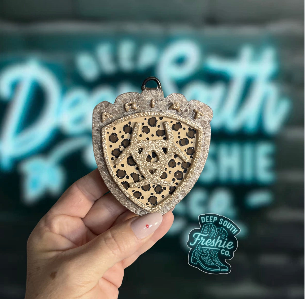 Ariat Logo Scent: Watermelon Lemonade