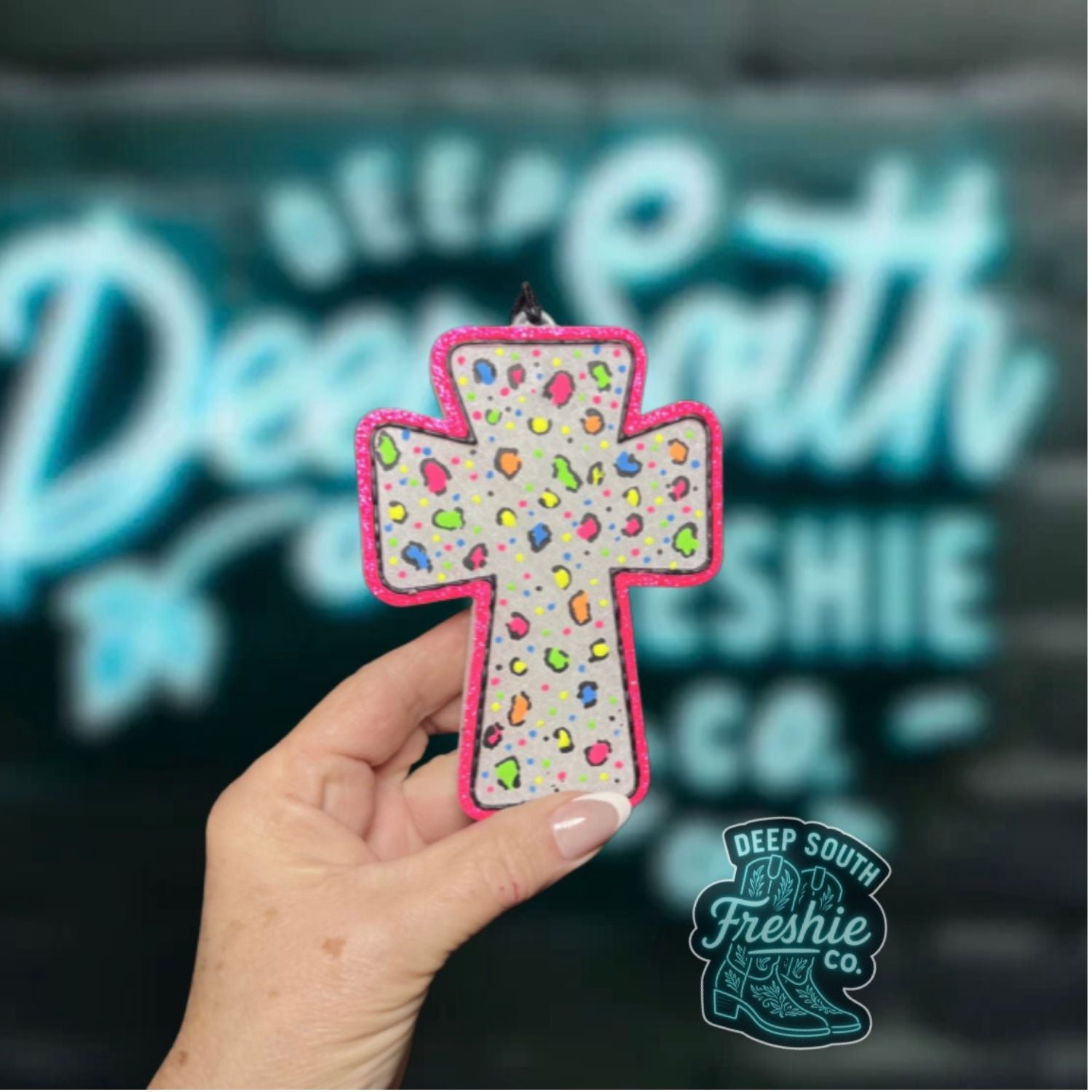 Neon Cheetah Cross        Scent:  Let's Ride